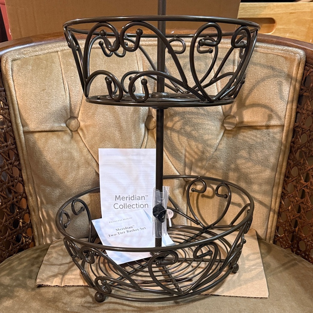 Princess House Brand New Two-Tier Dark Brown Metal Fruit Basket
